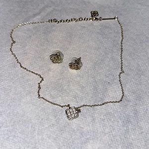 SET: Kendra Scott necklace & stud earrings